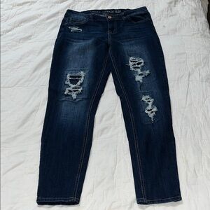 Vanilla star Mid-Rise Skinny Distressed Jeans size 13